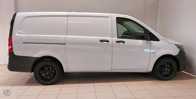 Mercedes-Benz Vito 114CDI 4x4 keskipitkä Autom. / Alv. / Vanerit / Pariovet Image 6